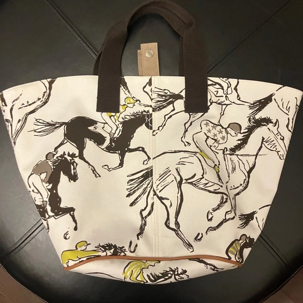 Hermes Panie De Plage Horse Print Canvas Tote with Tan Pouch - Picture 1 of 11
